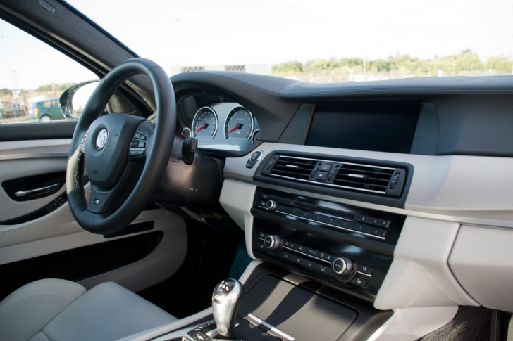 Test_BMW_M5_31