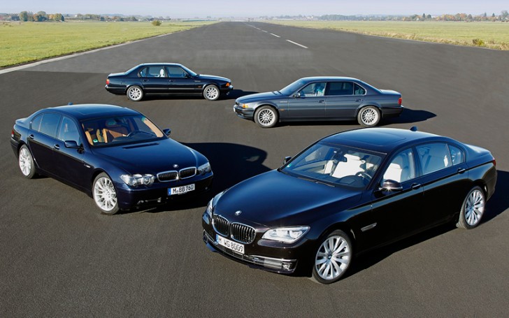 BMW Seria 7 - Istoria V12