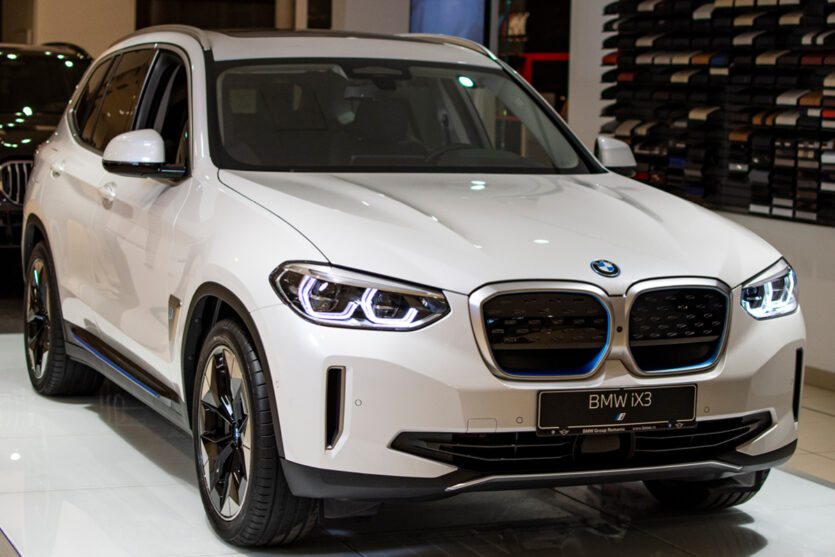 Noul BMW iX3