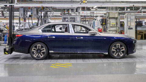 12.000 Euro va costa vopseaua în două tonuri pentru noul BMW Seria 7.