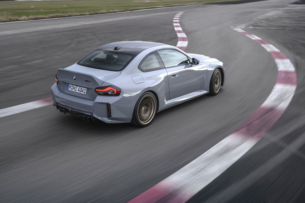 BMW M2 CS