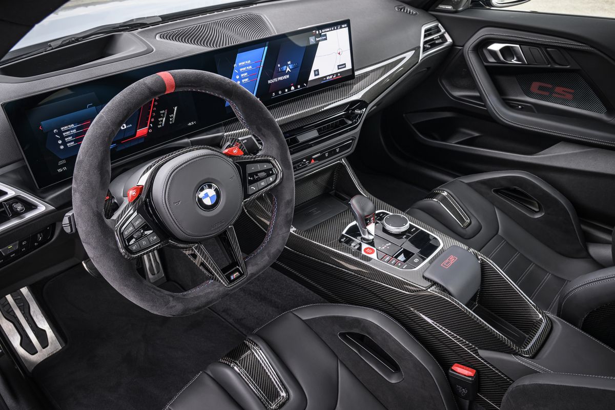 BMW M2 CS