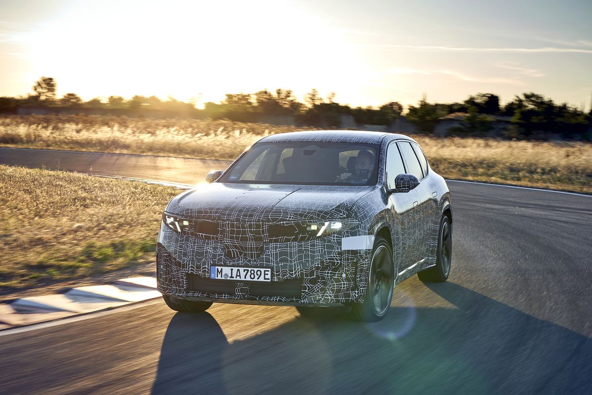 BMW iX3