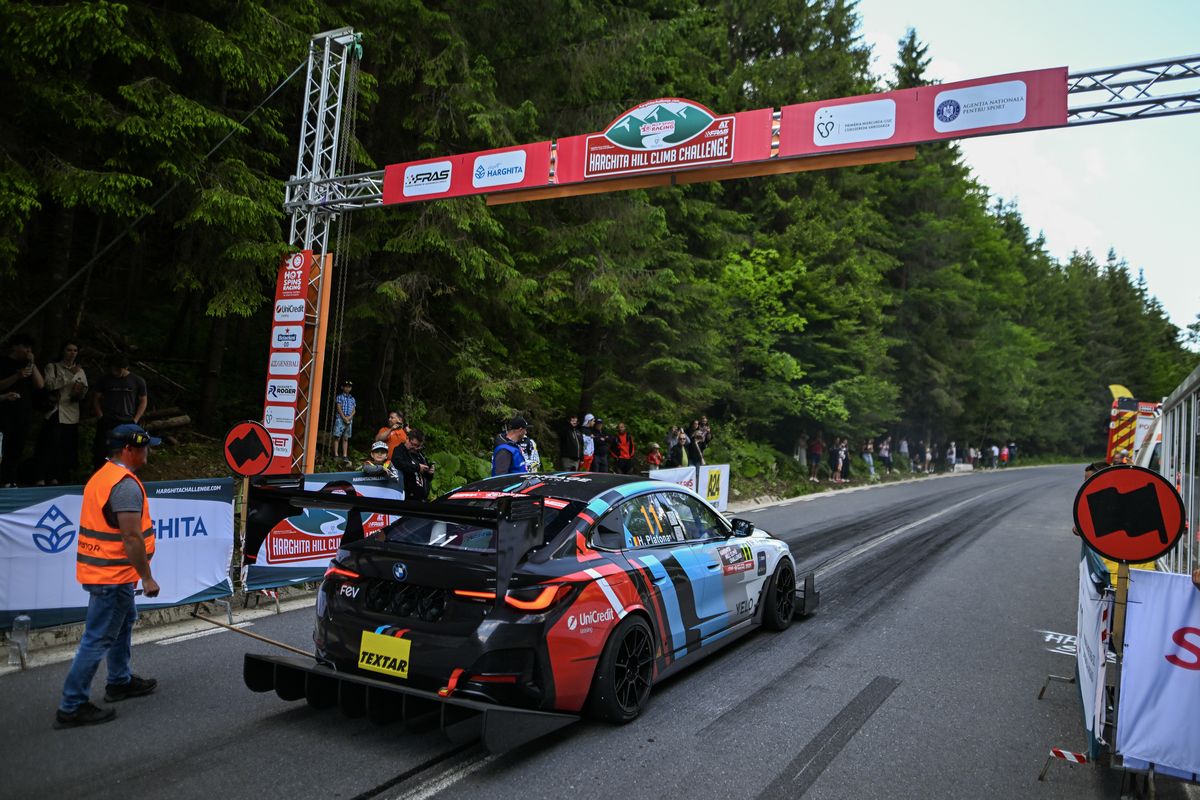 BMW i4 Racing