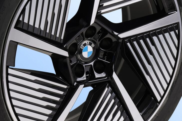 noul BMW iX3