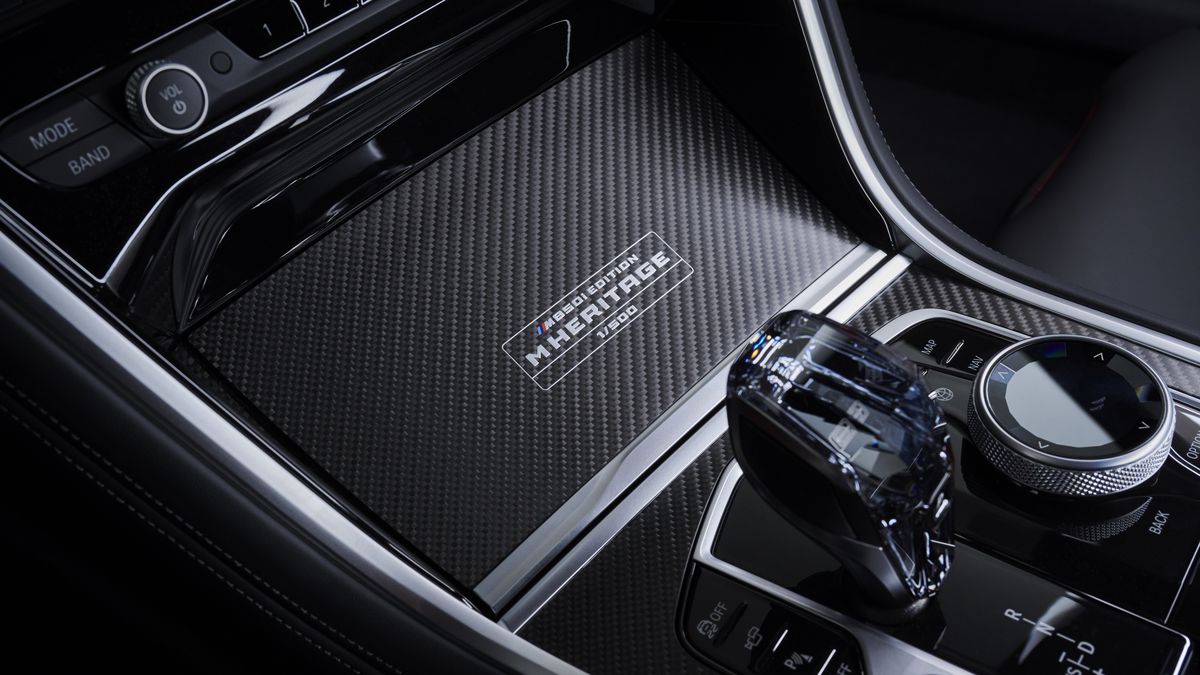 BMW M850i Edition M Heritage