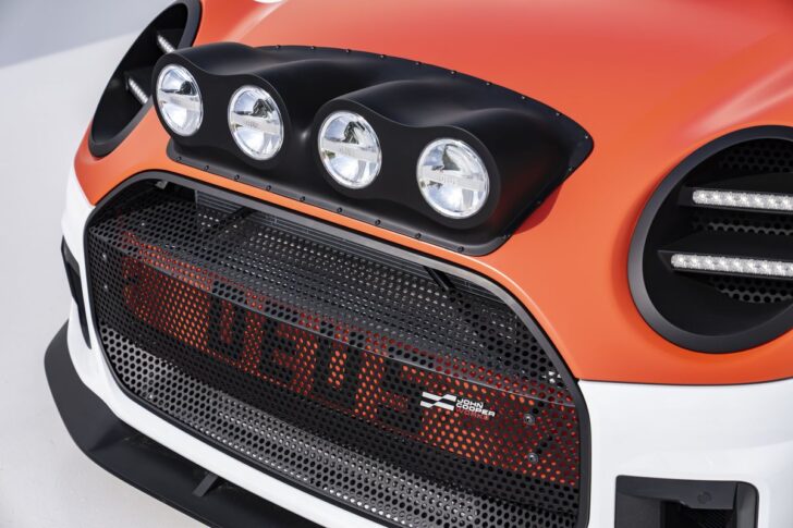MINI JCW x Deus Ex Machina