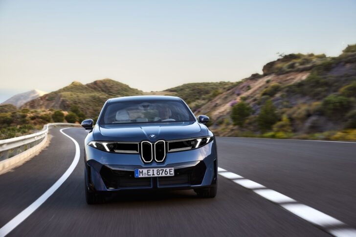 BMW iX3