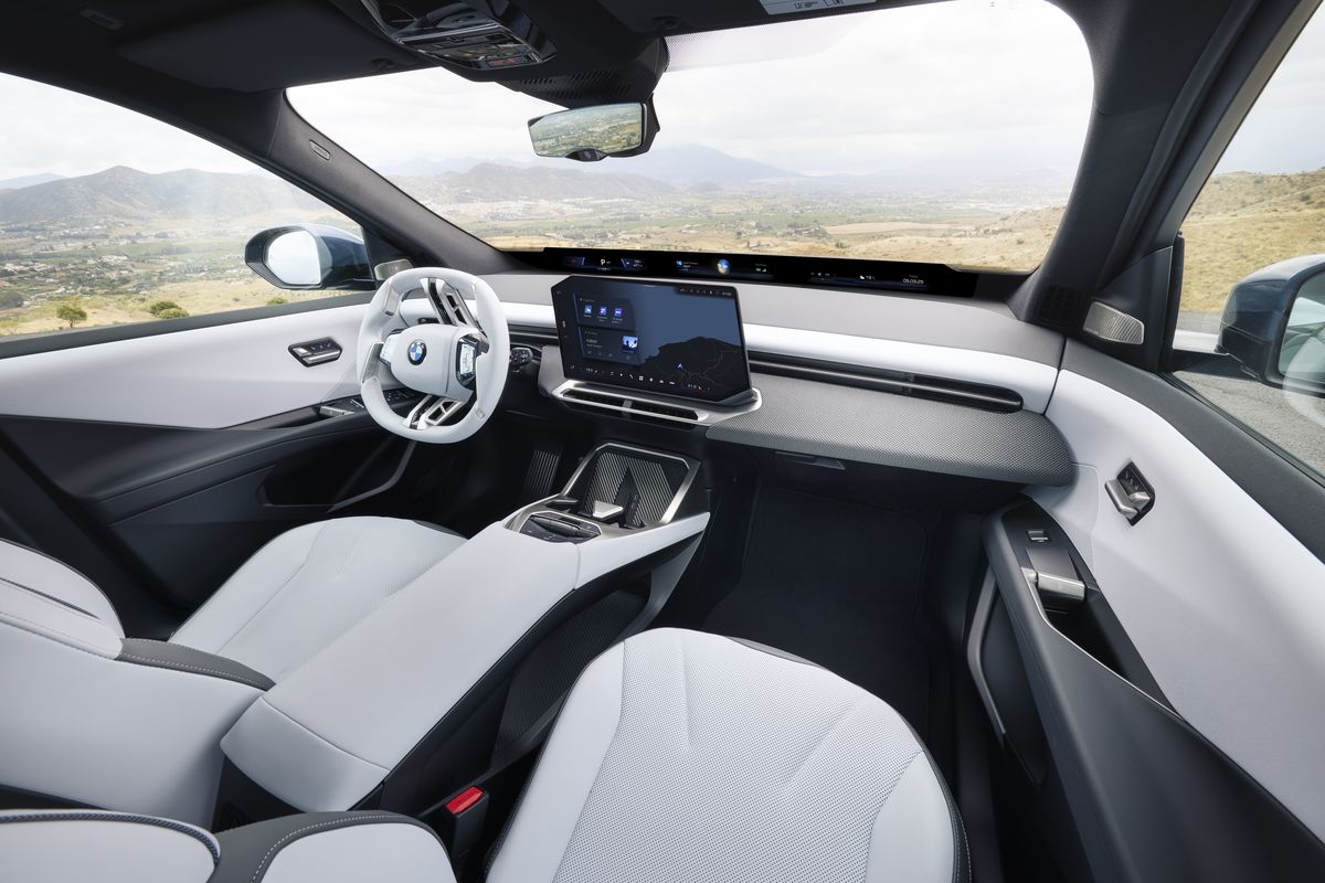 BMW iX3