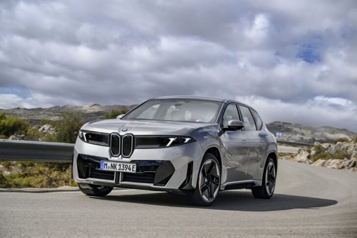 BMW iX3