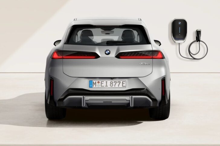 BMW iX3