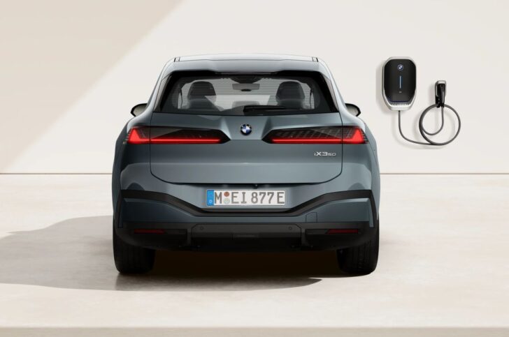 BMW iX3