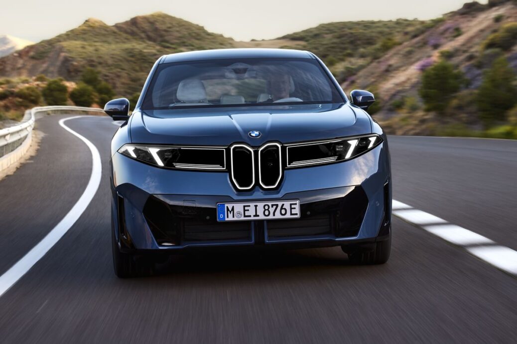 BMW iX3 40