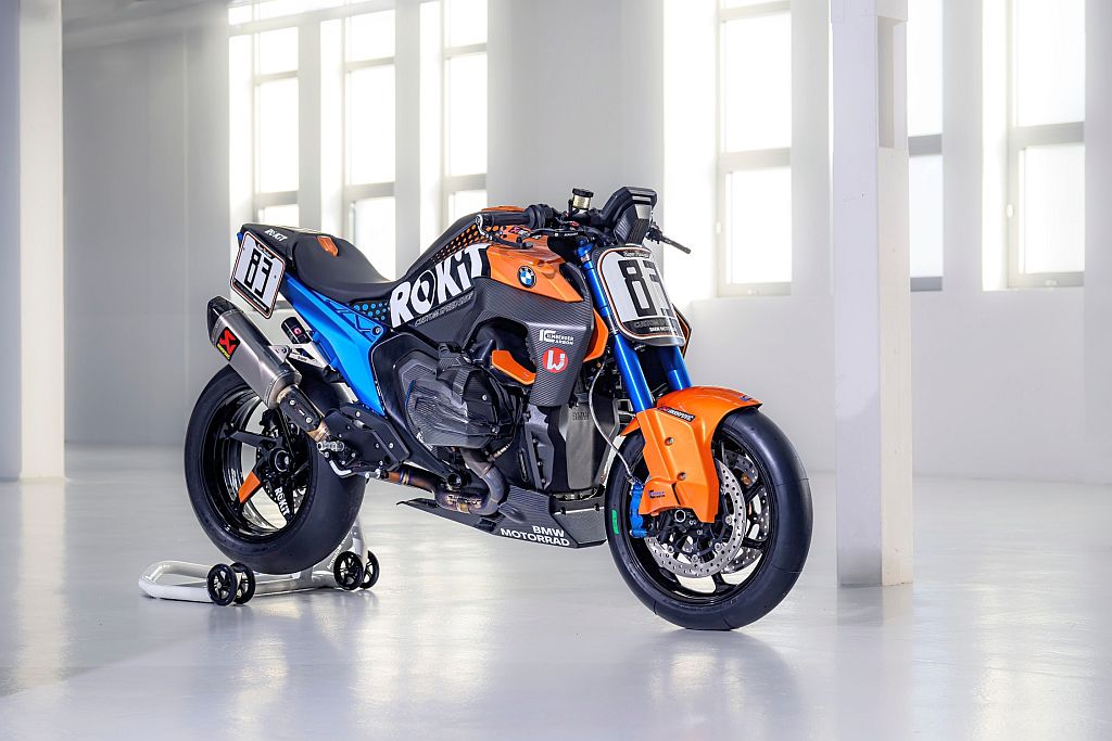 BMW R 1300 R Superhooligan