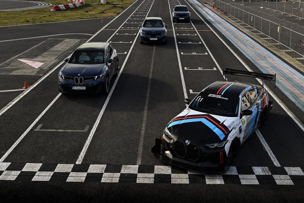 BMW iX3