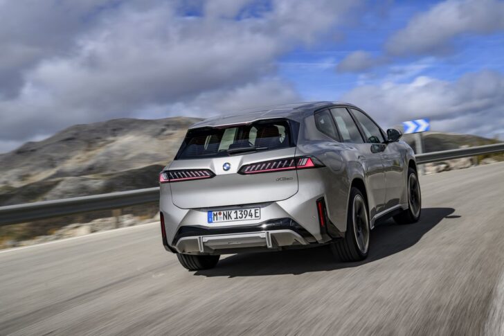 BMW iX3