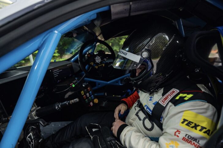 BMW i4 Racing