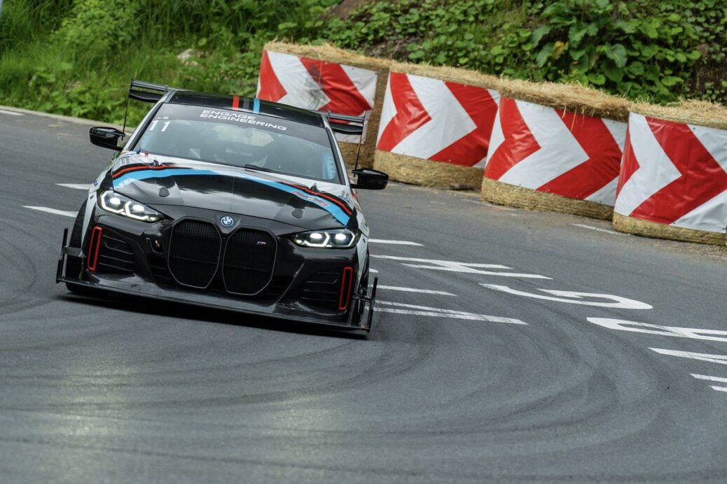 BMW i4 Racing