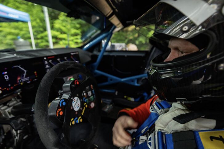 BMW i4 Racing