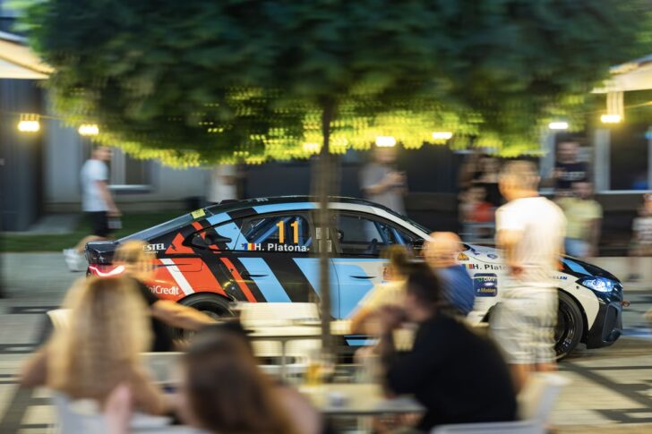 BMW i4 Racing