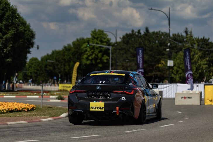 BMW i4 Racing
