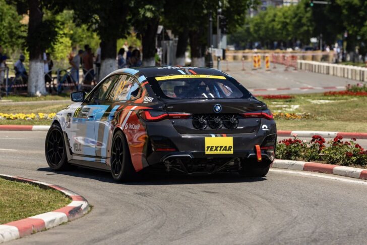 BMW i4 Racing