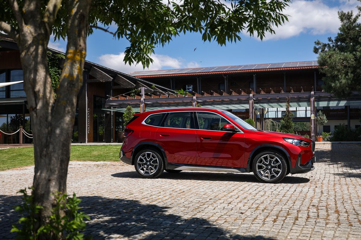 BMW iX1 eDrive20