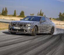 Cool as ICE, hot on the track: noul BMW Seria 3 cu motoare cu patru și șase cilindri încheie ultima rundă a testelor dinamice vara