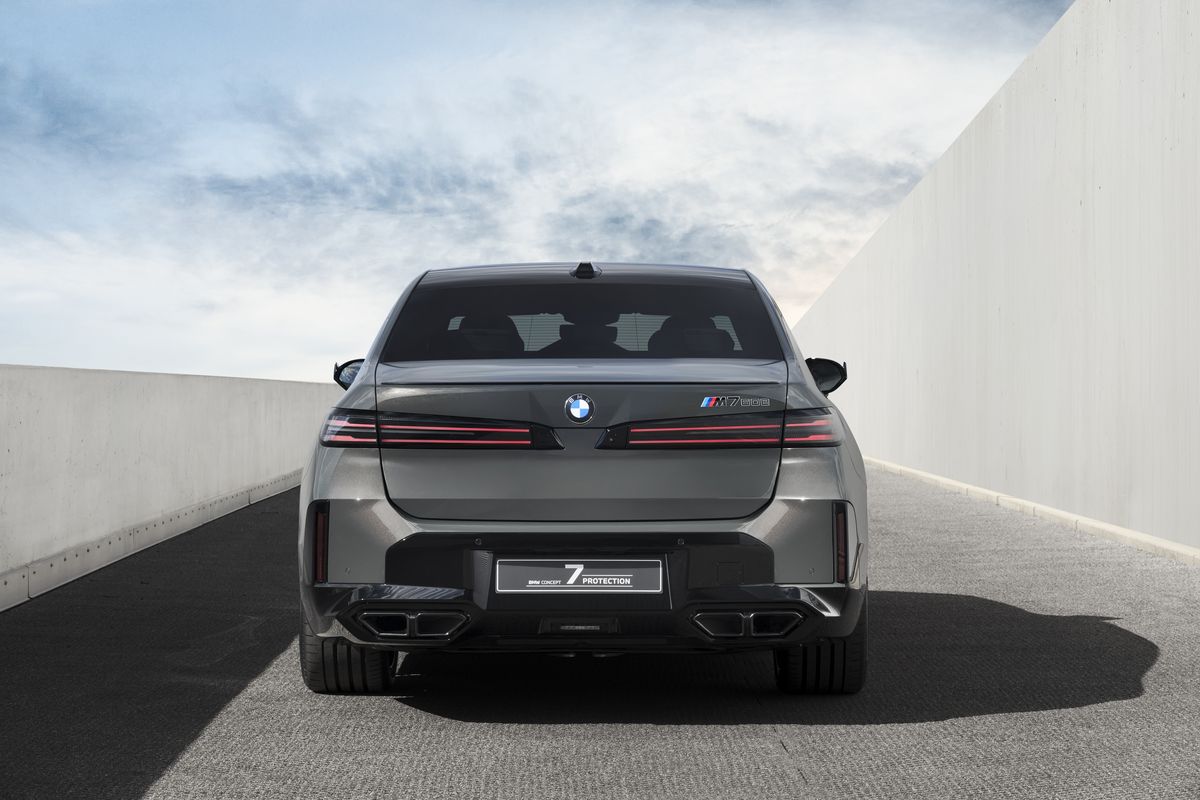 BMW Concept 7 Protection
