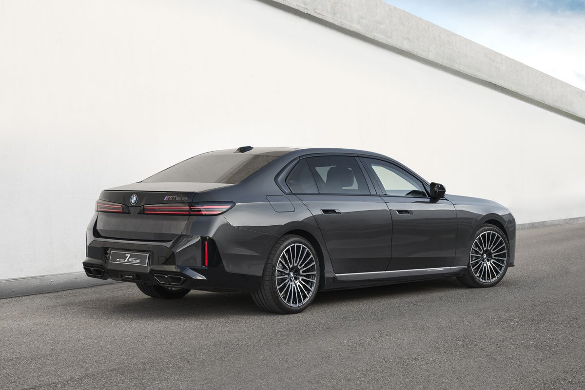 BMW Concept 7 Protection