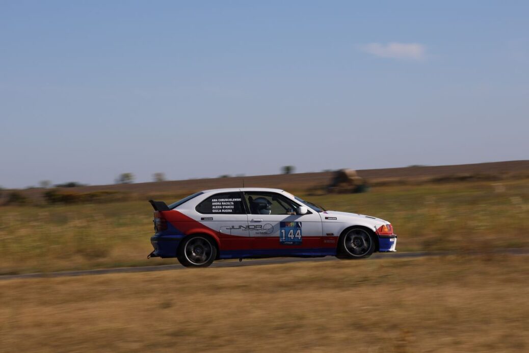 Junior Motorsport Amazons