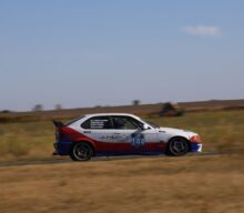 Echipa de fete Junior Motorsport Amazons participă la Hockenheim 1000 km cu un BMW Seria 3 E36