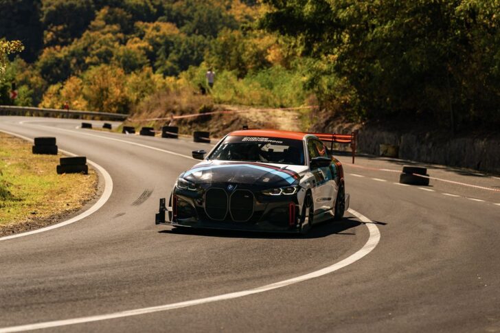 BMW i4 Racing