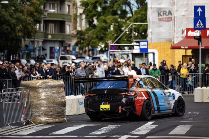 BMW i4 Racing