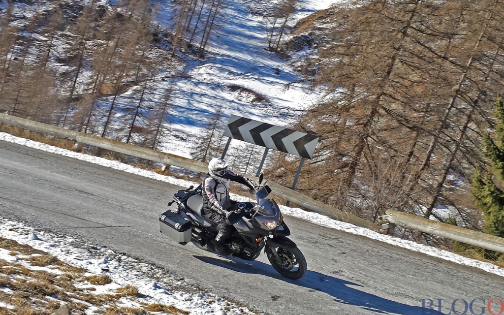 test-pneumatici-atlas-suzuki-vstrom-2016-01