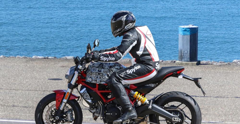 b_2017-ducati-monster-803-air-cooled