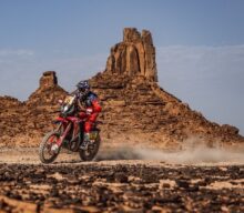 Matthias Walkner trece la conducere în Dakar. Probleme din nou pentru Mani Gyenes.
