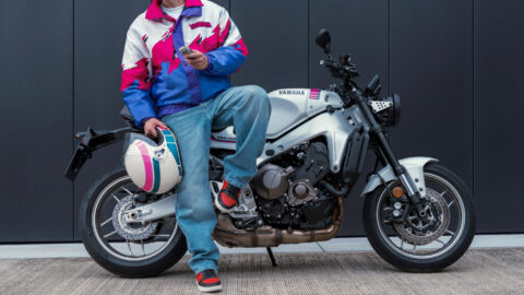 Yamaha XSR900 Neon White: pentru un look desprins din anii ’90!