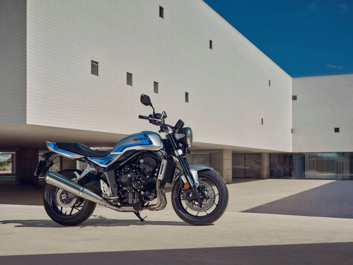 lansare Honda CB1000F