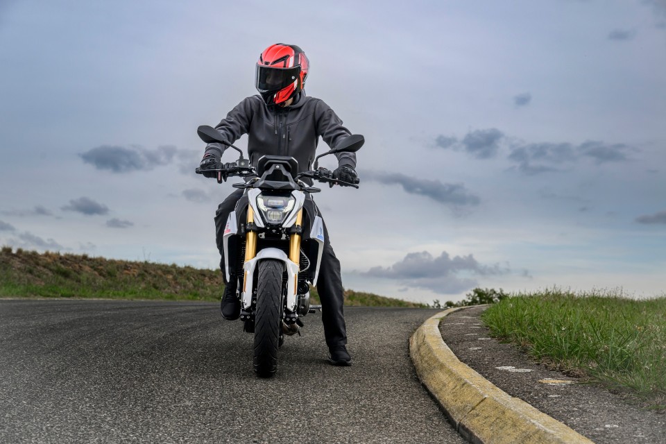 BMW F 450 R