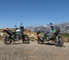 Kawasaki a lansat KLE650, un adventure touring de cilindree medie, de inspirație rally-raid